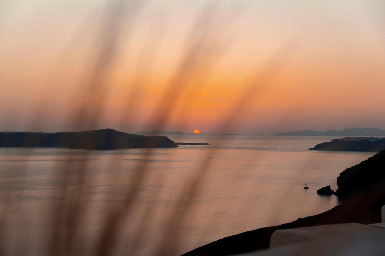 Caldera Senses Apartment Fira  Bagian luar foto