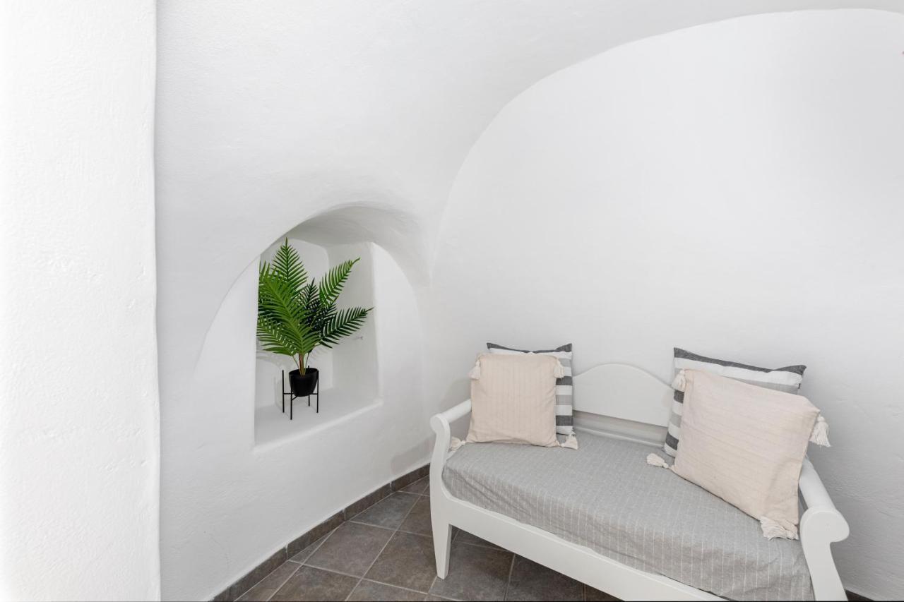 Caldera Senses Apartment Fira  Bagian luar foto